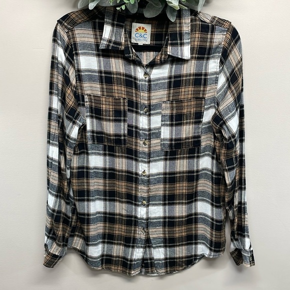 NWOT C&C California Long Sleeve Button Down Flannel Shirt M - Picture 1 of 16